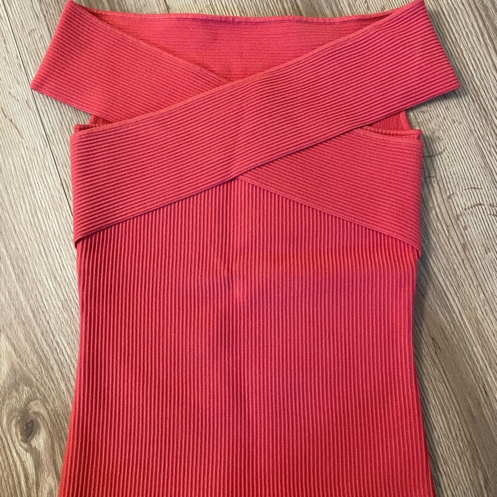 Babaton Rouge Red Knit Top - Picture 2 of 3